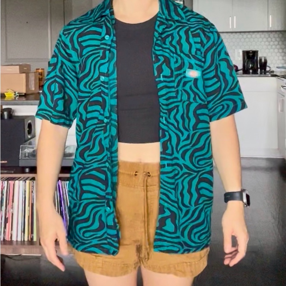 Teal and Black Stripe Wavy Print Shirt